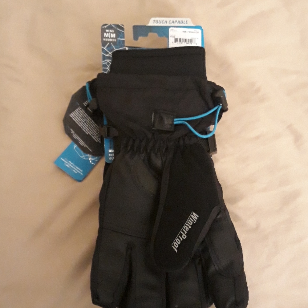 Men's  ski gloves size Medium